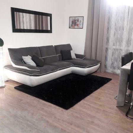 Alessandra'S Home เวโรนา ภายนอก รูปภาพ