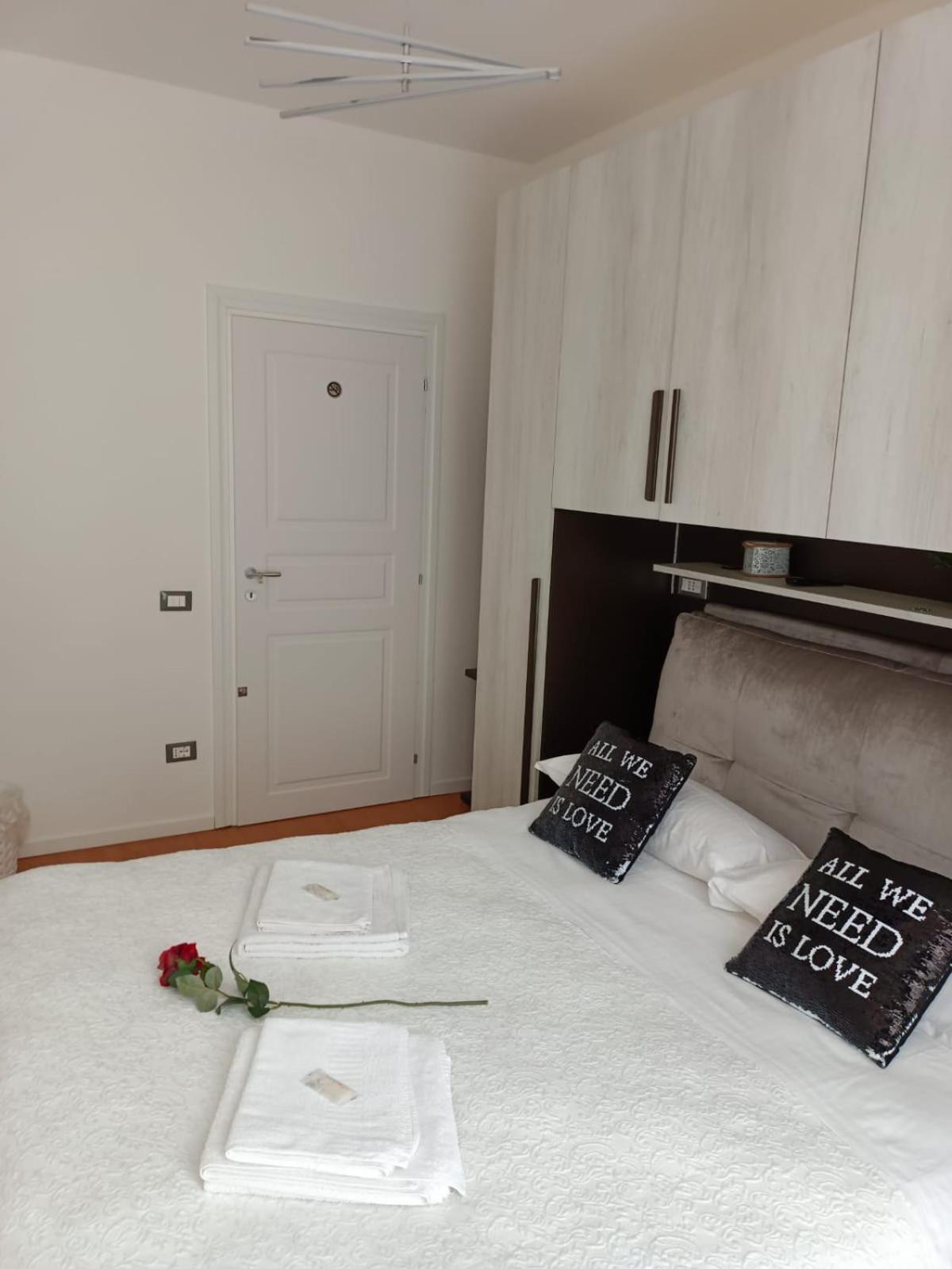 Alessandra'S Home เวโรนา ห้อง รูปภาพ