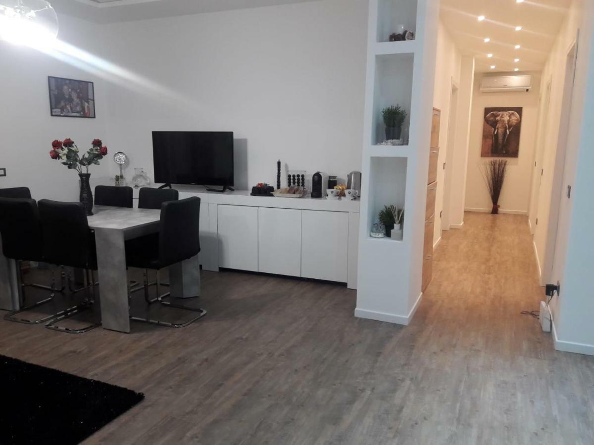 Alessandra'S Home เวโรนา ภายนอก รูปภาพ