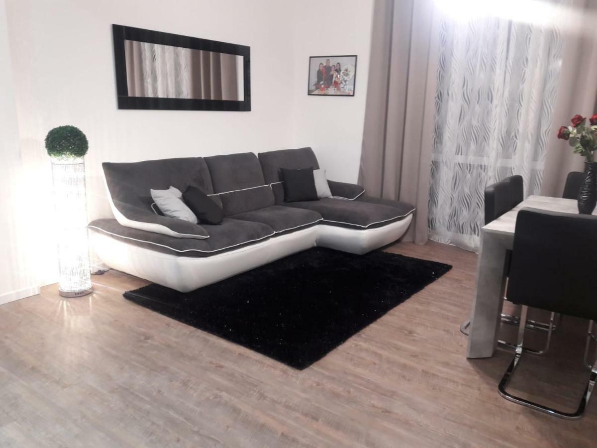 Alessandra'S Home เวโรนา ภายนอก รูปภาพ